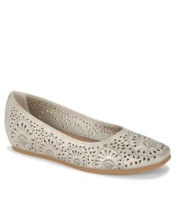 Baretraps Flats & Loafers-Chika Casual Flat Champagne