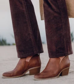 Baretraps Booties-Lidian Ankle Bootie Walnut