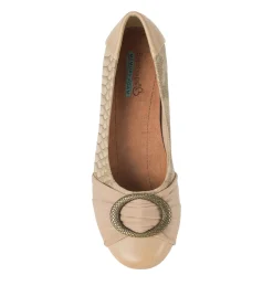Baretraps Flats & Loafers-Mabely Flat Camel