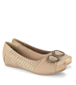 Baretraps Flats & Loafers-Mabely Flat Camel