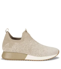 Baretraps Sneakers-Pringer Slip On Sneaker Sand